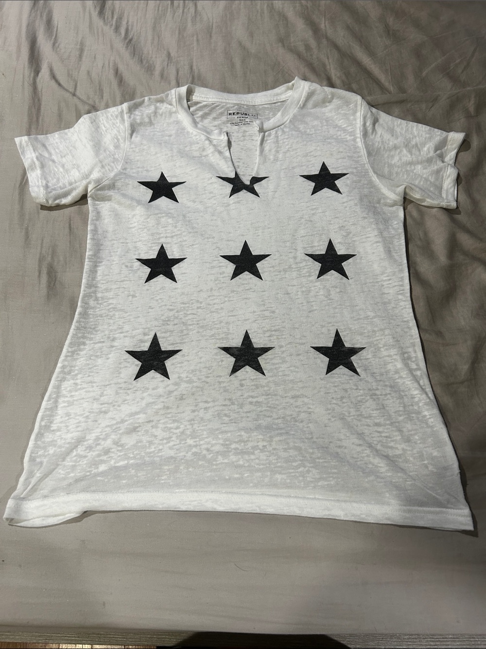 Women’s sz s White Star-Print Short Sleeve Tee